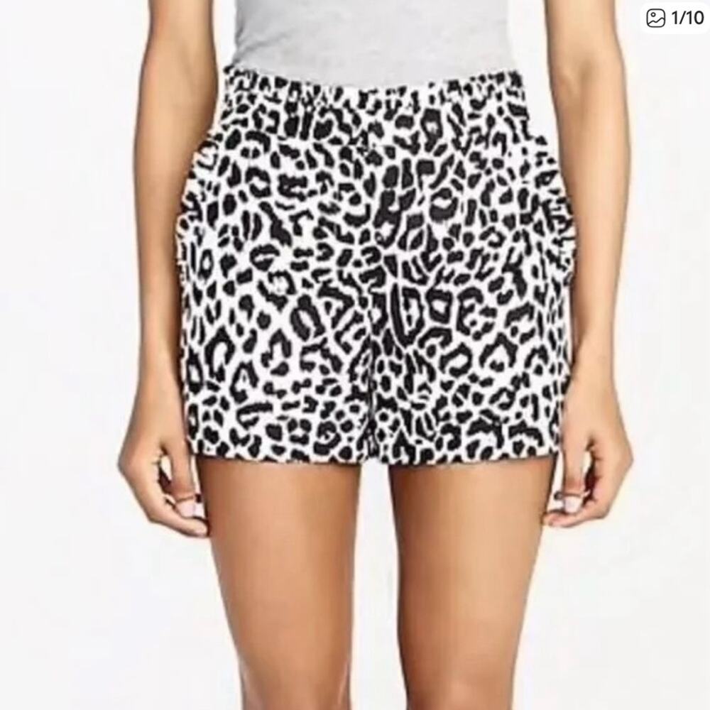 J. Crew Factory Shorts Women's Sz 14 Black White Animal Print Ruffle Linen Blend